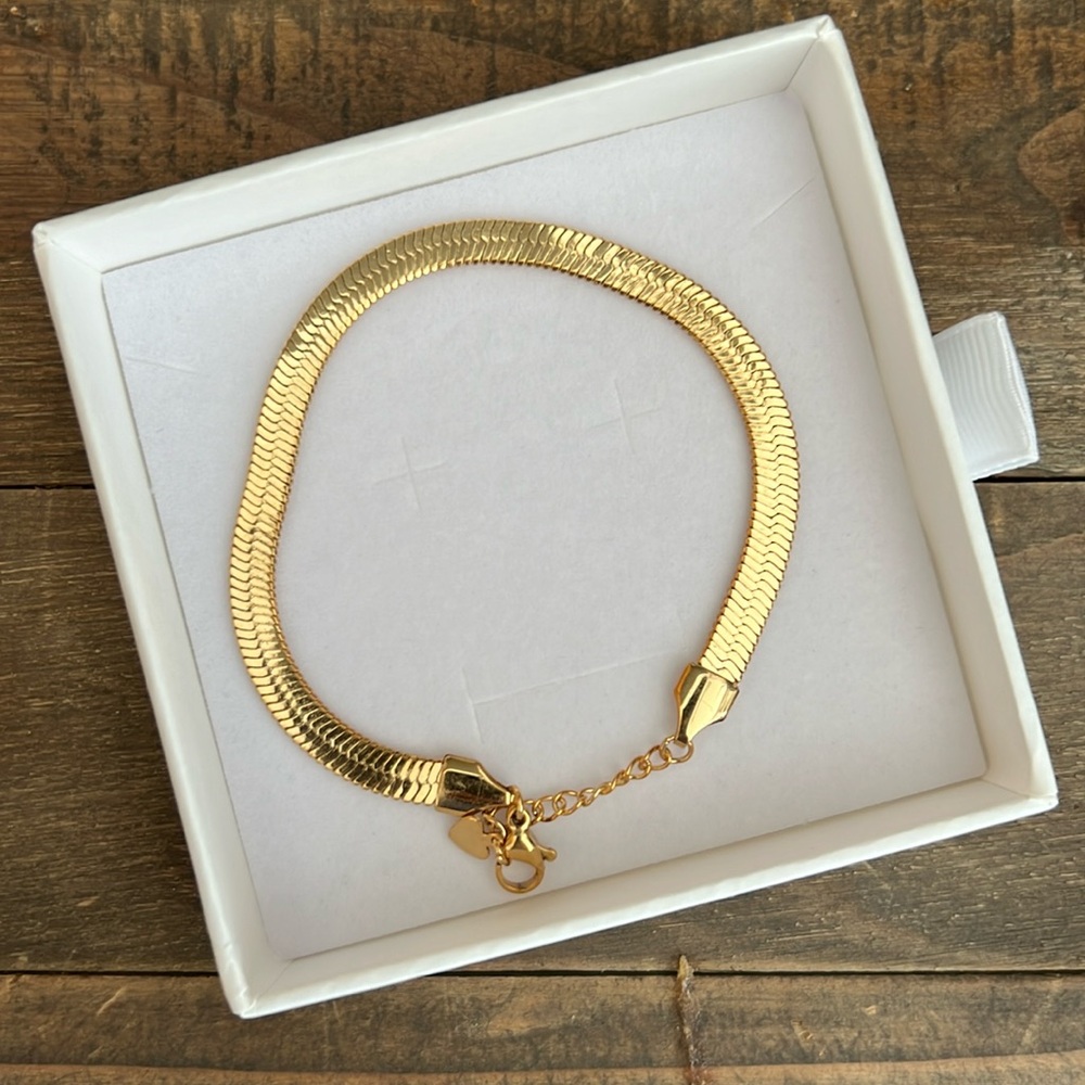 Unworn gold bracelet